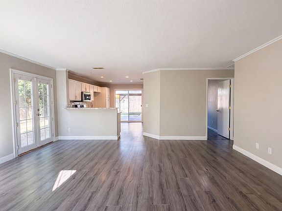 3rd image of 4319 Monhegan Way