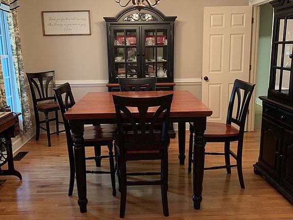 2nd image of 305 Dogwood Ave