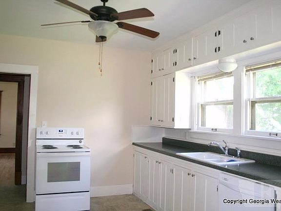 4th image of 501 Geneseo St
