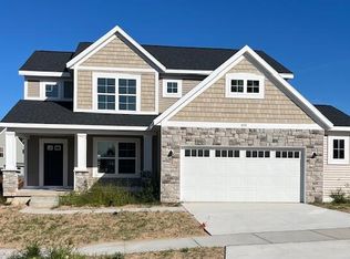 615 Elstar Dr NE, Rockford, MI 49341