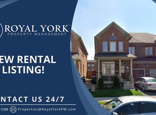 272 Robert Parkinson Dr #2, Brampton, ON L7A3Y2