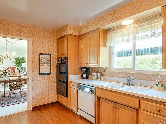 4th image of 5621 Whitecliff Dr