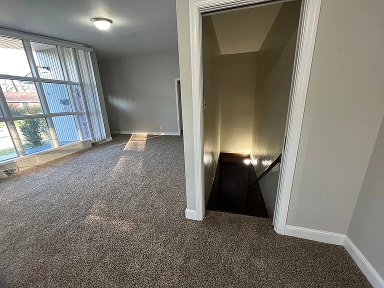 206 Connecticut Ave — Photo 24