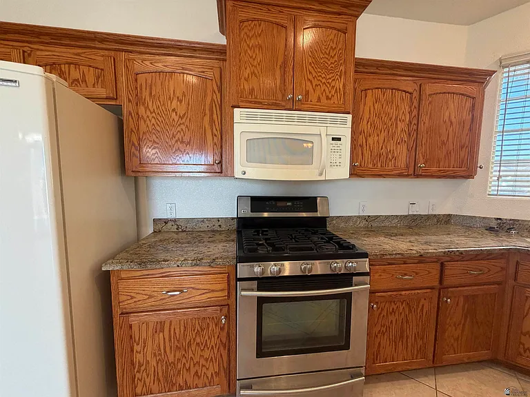 3333 S Kinnow Ave — Photo 7