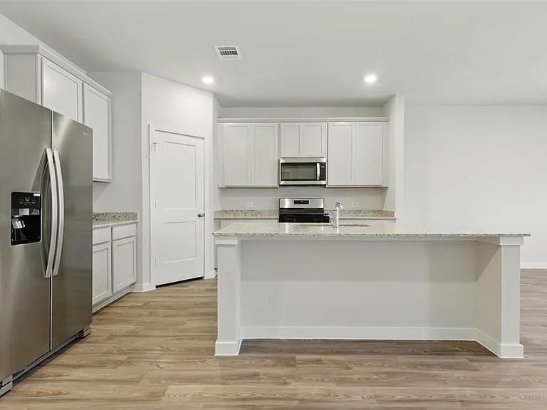 25187 Leather Leaf Ct — Photo 10