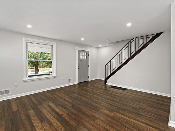 4th image of 7717 Tuscarora St
