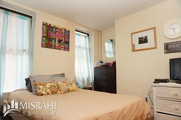 Rented by J Misrahi Realty Corp | media 7