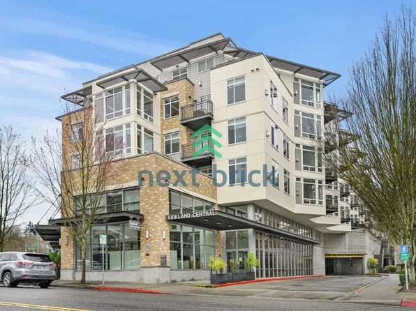 211 Kirkland Ave APT 303, Kirkland, WA 98033