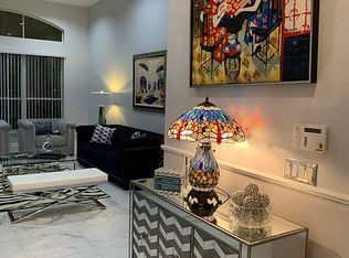 5260 SW 33rd St, Hollywood, FL 33312