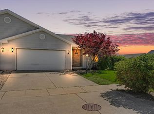1601 E Lexington Dr, Urbana, IL 61802