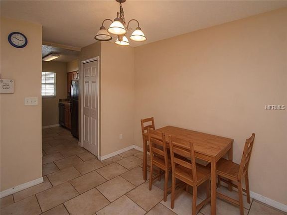 4th image of 4940 Tangerine Ave #4940