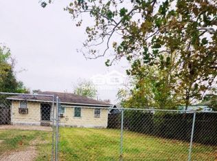 1311 Boswell St, Houston, TX 77009