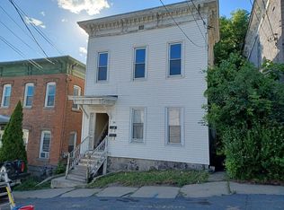 36 Garden St, Amsterdam, NY 12010