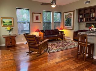 714 W 1st St, Claremont, CA 91711