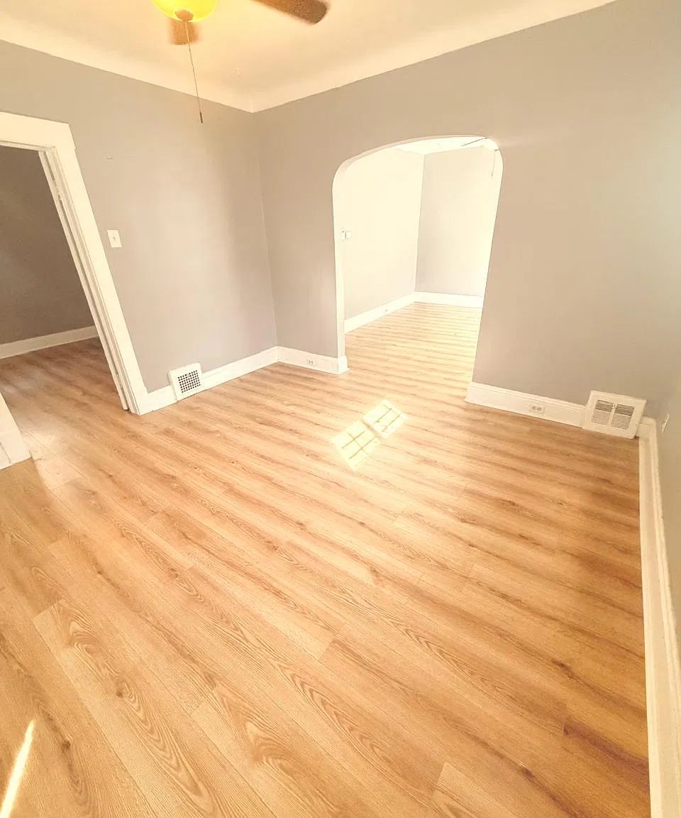 12009 Griffing Ave — Photo 2