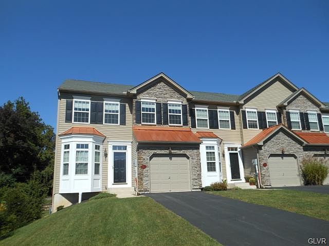 1st image of 2 Hillside Ct N