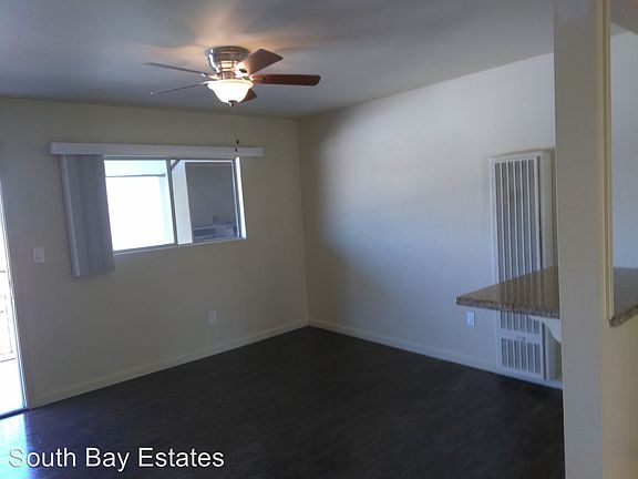 3rd image of 16925 Prairie Ave APT 15