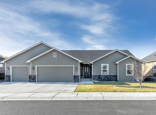 5902 Crestfields Rd, Yakima, WA 98903