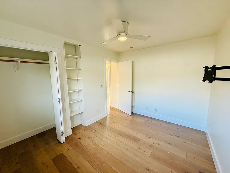 1740 G St #1740 — Photo 16