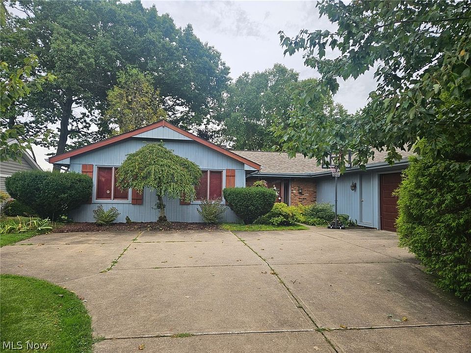 1st image of 1240 Surfside Cir