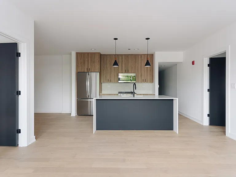 2 Bedroom, 2 Bath (05 Tier)