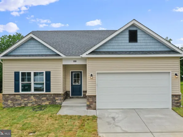 180 Larimar Ln, Inwood, WV 25428