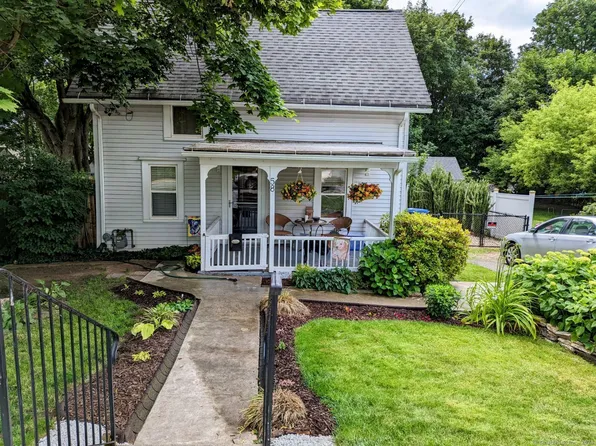 58 West Street, Manchester, CT 06040