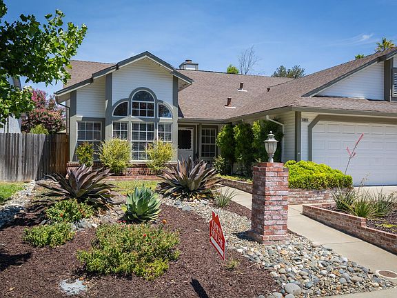 3rd image of 8809 Bridalsmith Dr