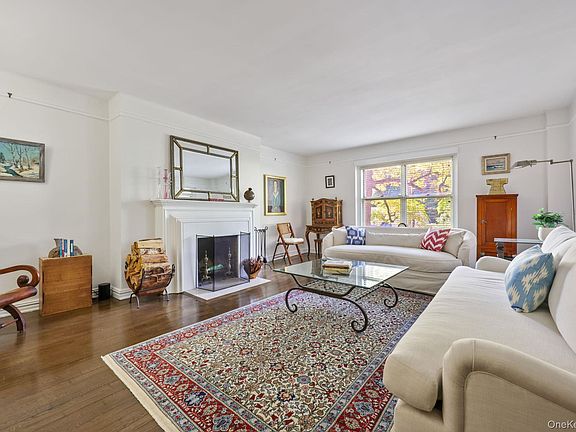 5th image of 250 Bronxville Road #2G