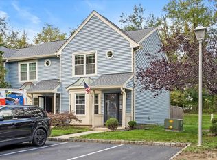 1506 Mahogany Ct, Monmouth Junction, NJ 08852