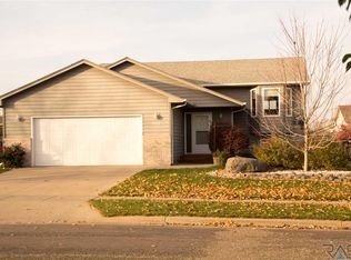 5508 W Darcie St, Sioux Falls, SD 57106