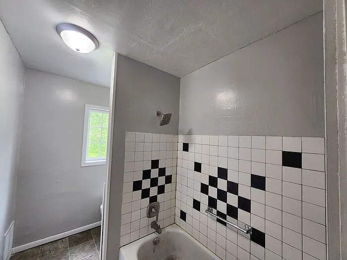 517 N 14th St #A — Photo 13