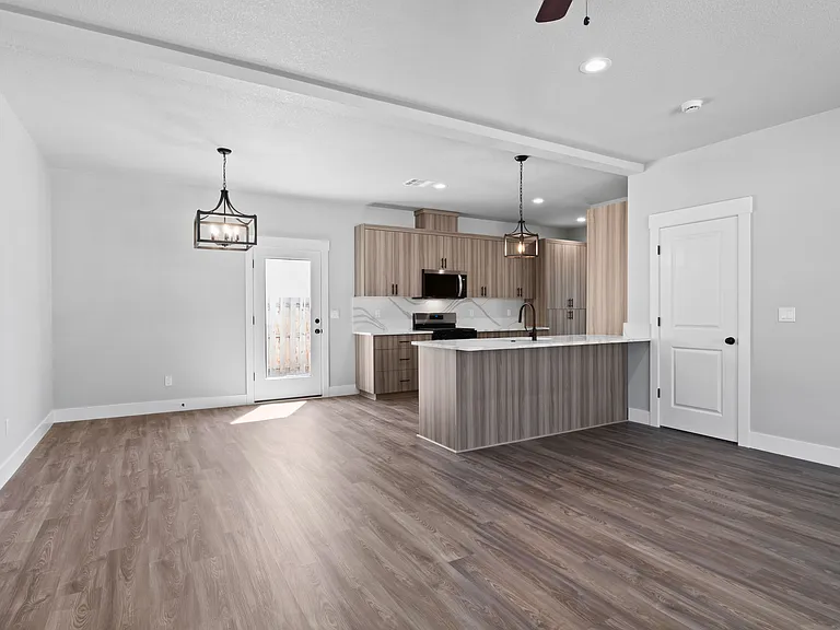 1085 Sassafras St #1085 — Photo 10