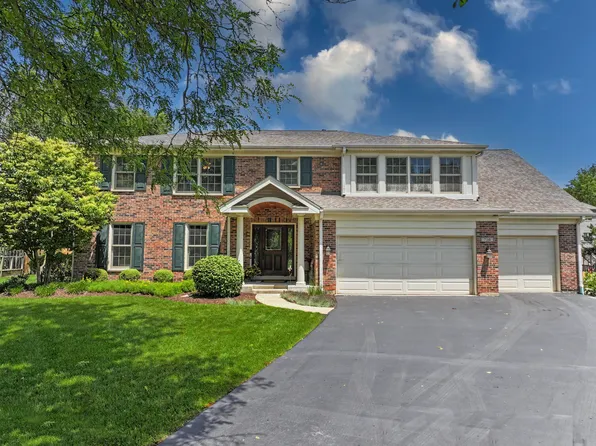 738 W Evergreen Ct, Palatine, IL 60067