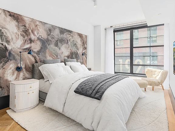 5th image of 51 Jay St #2C
