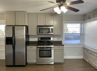 4240 Gilbert Ave, Western Springs, IL 60558