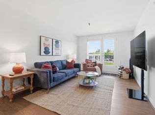 281 Windmill Rd #241, Halifax, NS B3A 4P9
