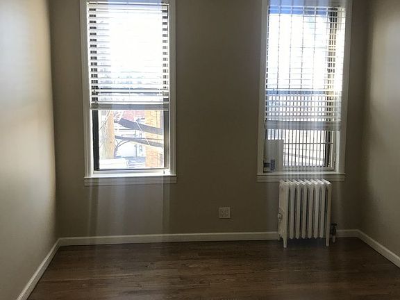 4th image of 4021 61st St APT 5