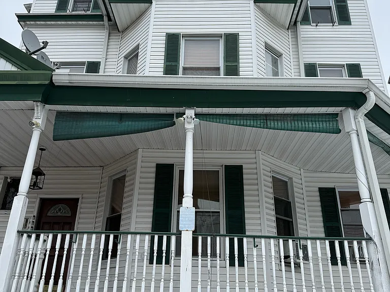 596 Warburton Ave #3S — Photo 9