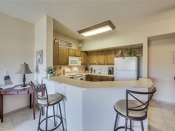 3rd image of 15585 Ocean Walk Cir APT 315