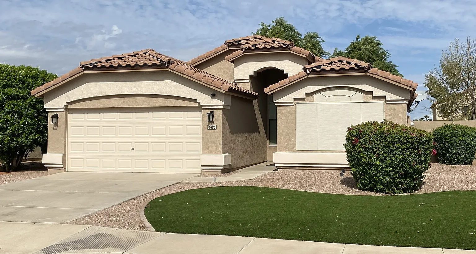 3 bed, 1800 sqft, $3,800 — Photo 1