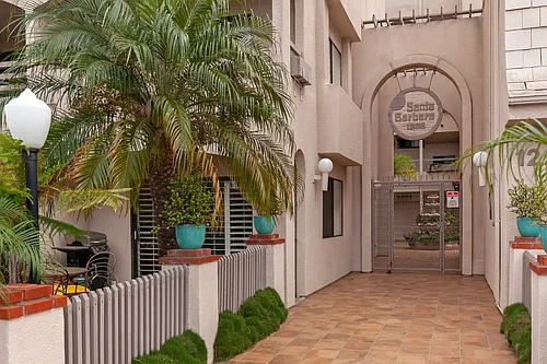 1225 Pacific Beach Dr Photo 1