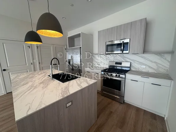 3207-301 N Narragansett Ave, Chicago, IL