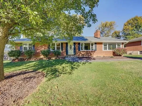 1234 Crutchfield St, Roanoke, VA 24019