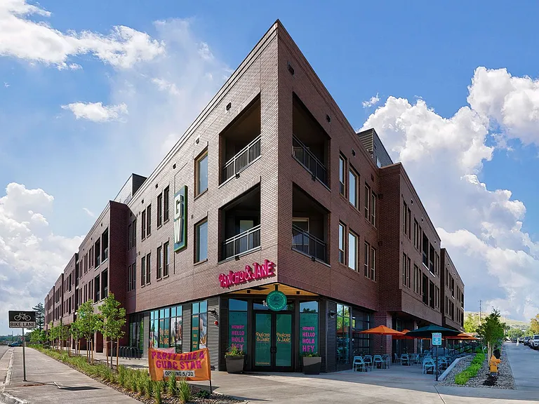 GW Apartments — Photo 18