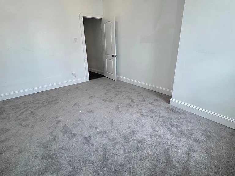 4133 Pennsgrove St — Photo 28