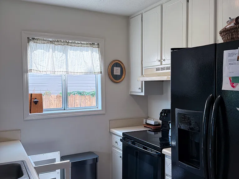 139 Woodfield Pl — Photo 8