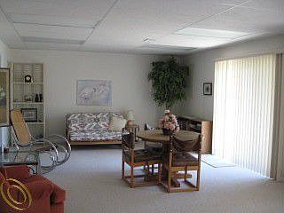 5th image of 623 Mill Pointe Dr #1