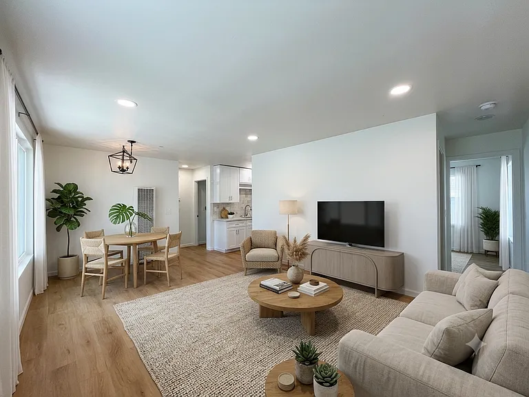 219 S G St — Photo 14
