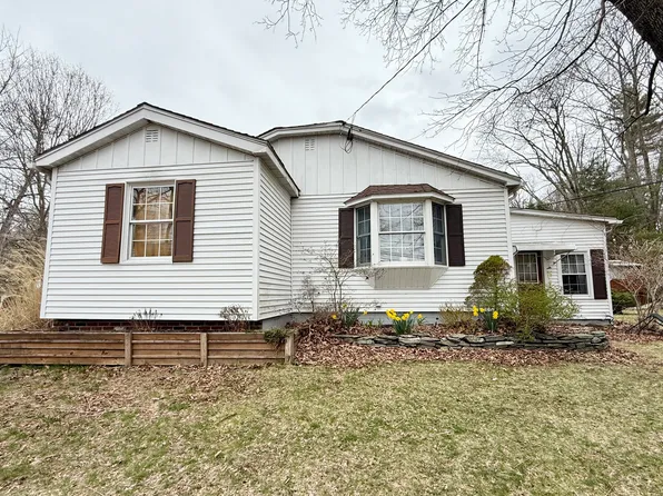 44 Red Bridge Road, Thompson, CT 06255